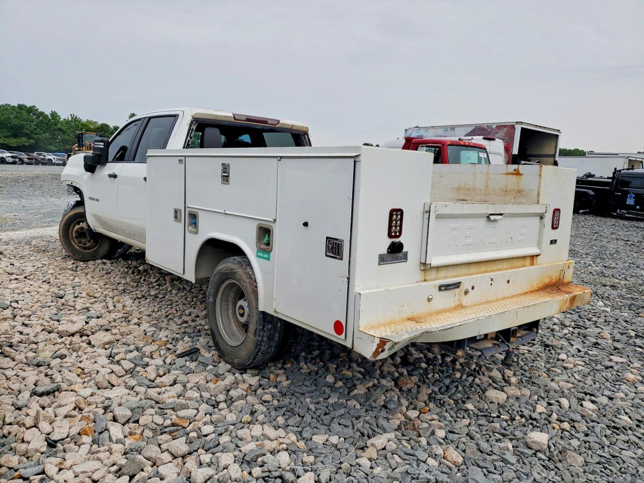 2021 CHEVROLET SILVERADO C3500 photo 3