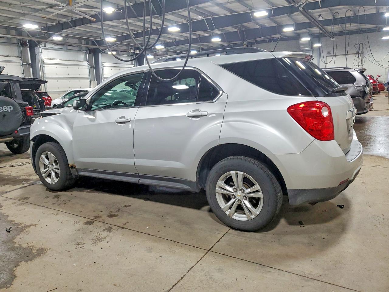 2013 CHEVROLET EQUINOX LT photo 4