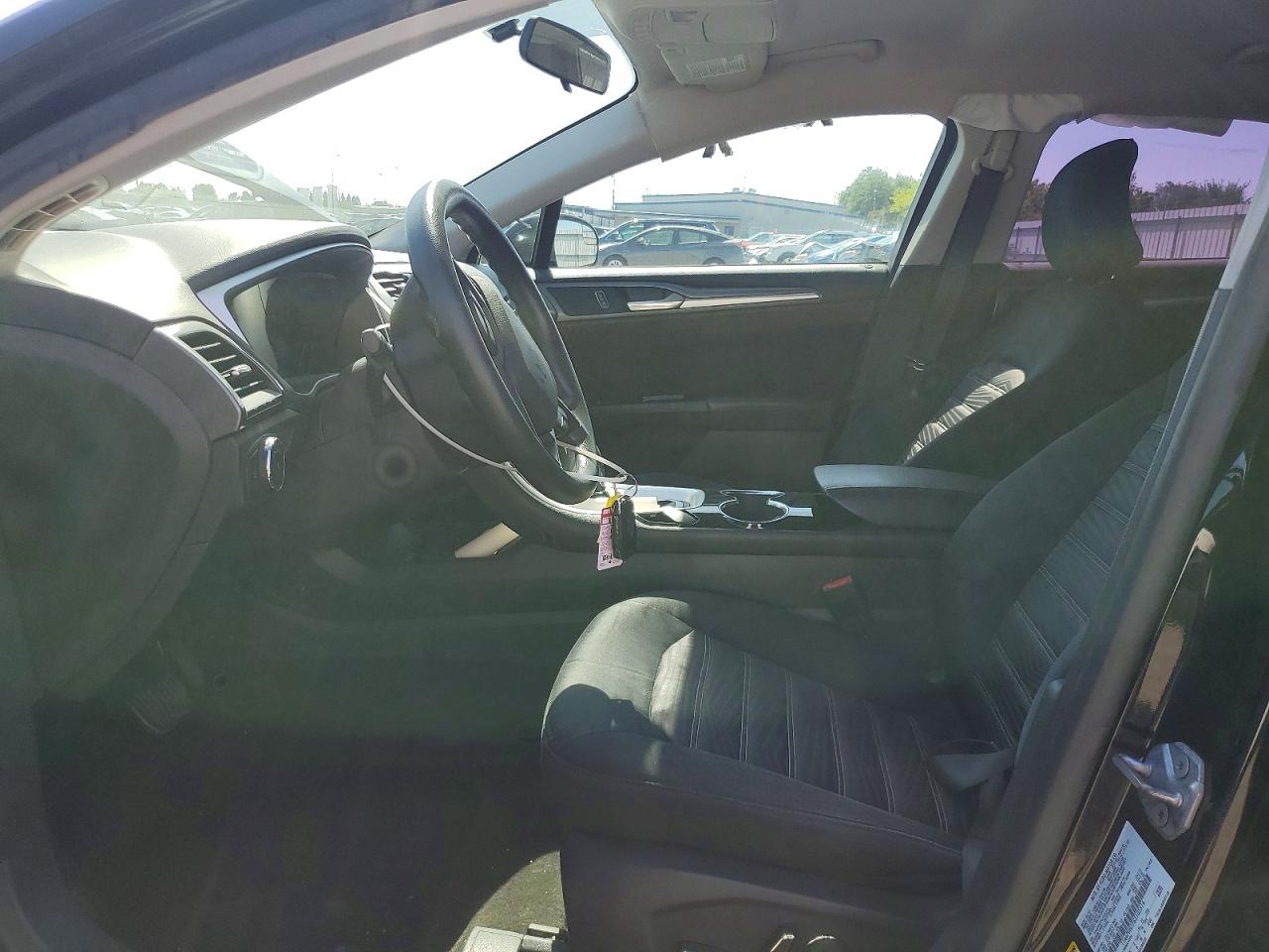 2016 FORD FUSION SE photo 19