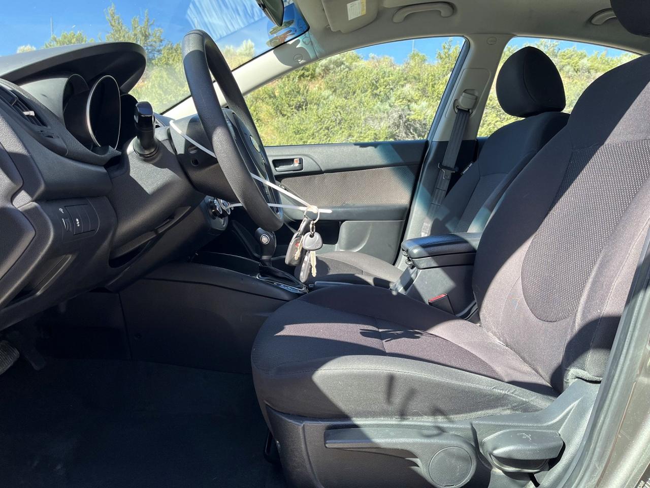 2012 KIA FORTE EX photo 13