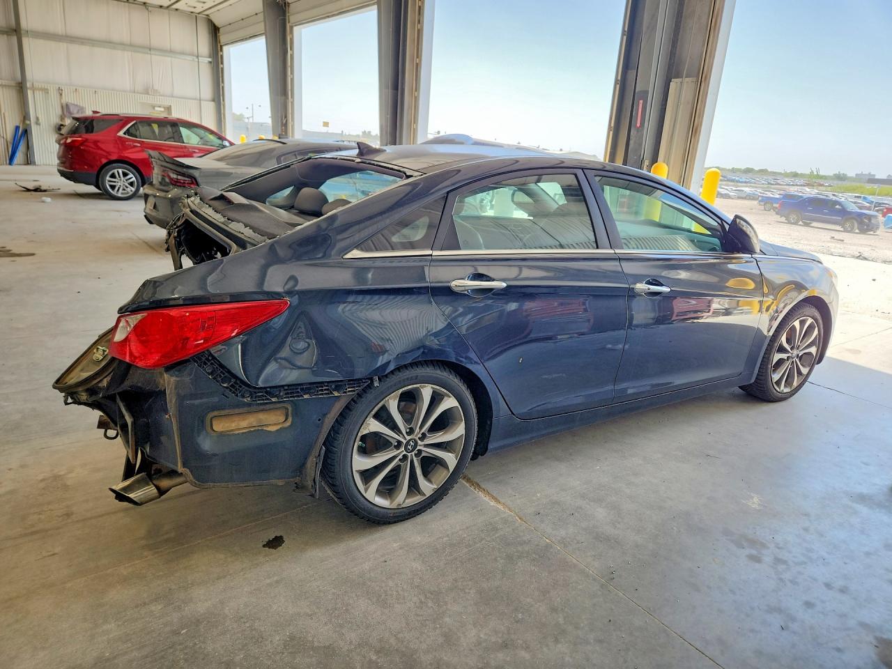 2013 HYUNDAI SONATA LIMITED 2.0T photo 5
