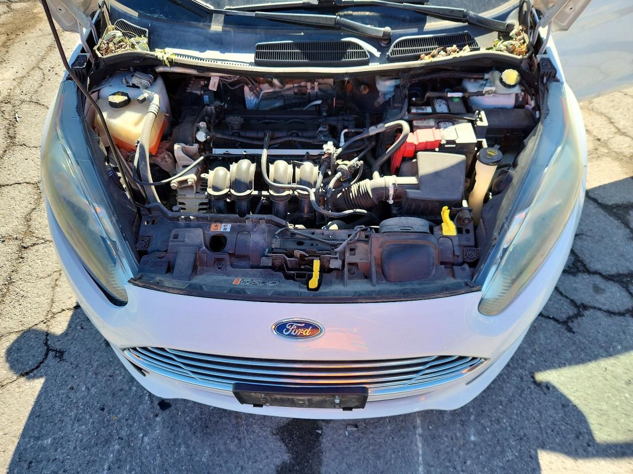 2016 FORD FIESTA SE photo 34