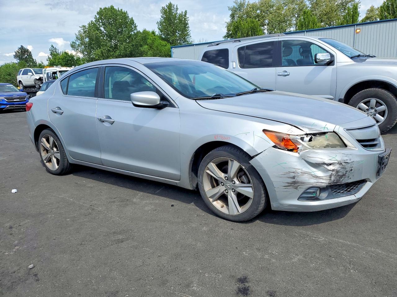 2013 ACURA ILX 20 PREMIUM photo 4