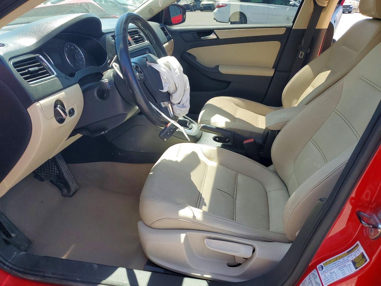 2012 VOLKSWAGEN JETTA SE photo 13