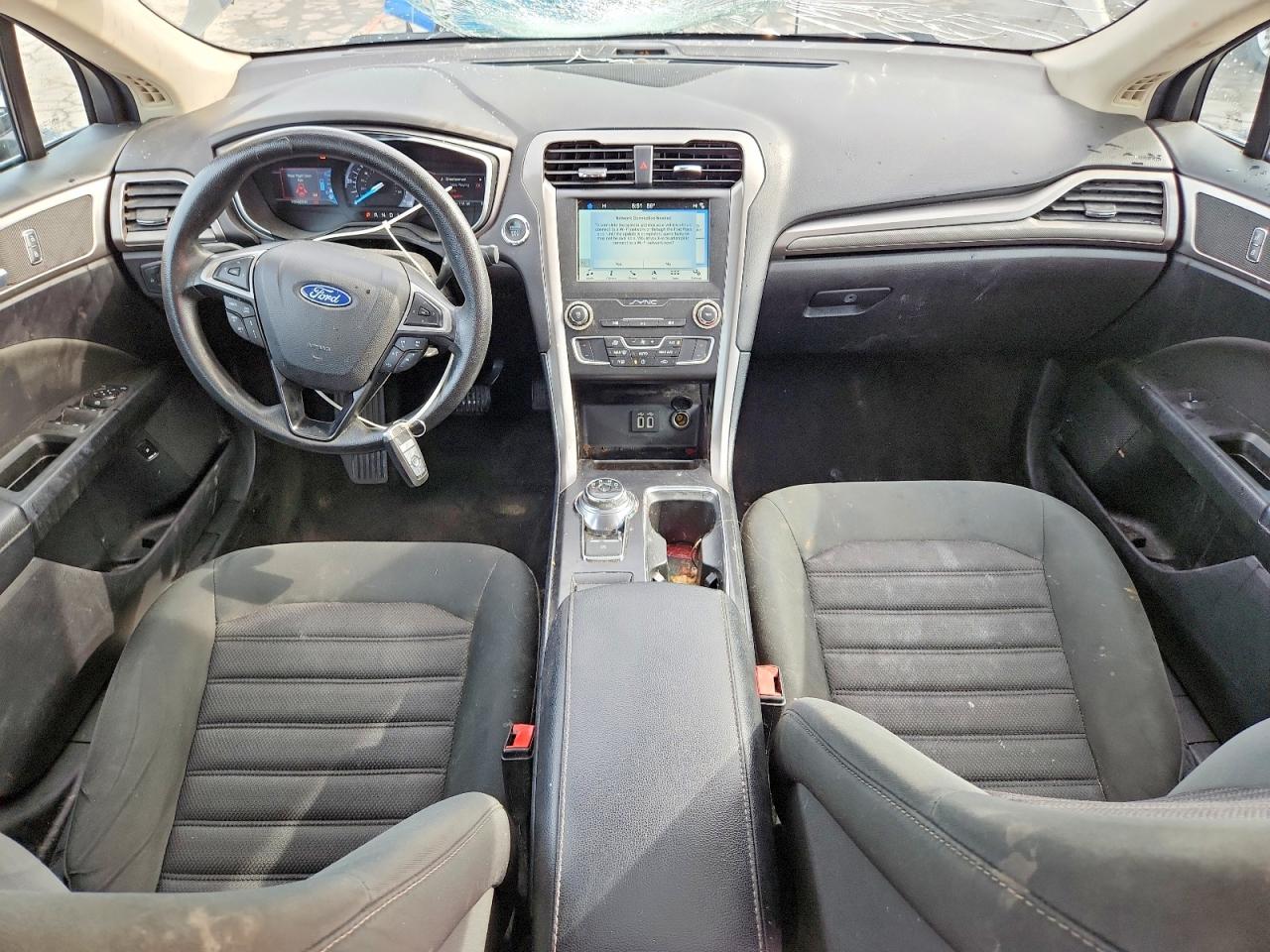2019 FORD FUSION SE photo 8