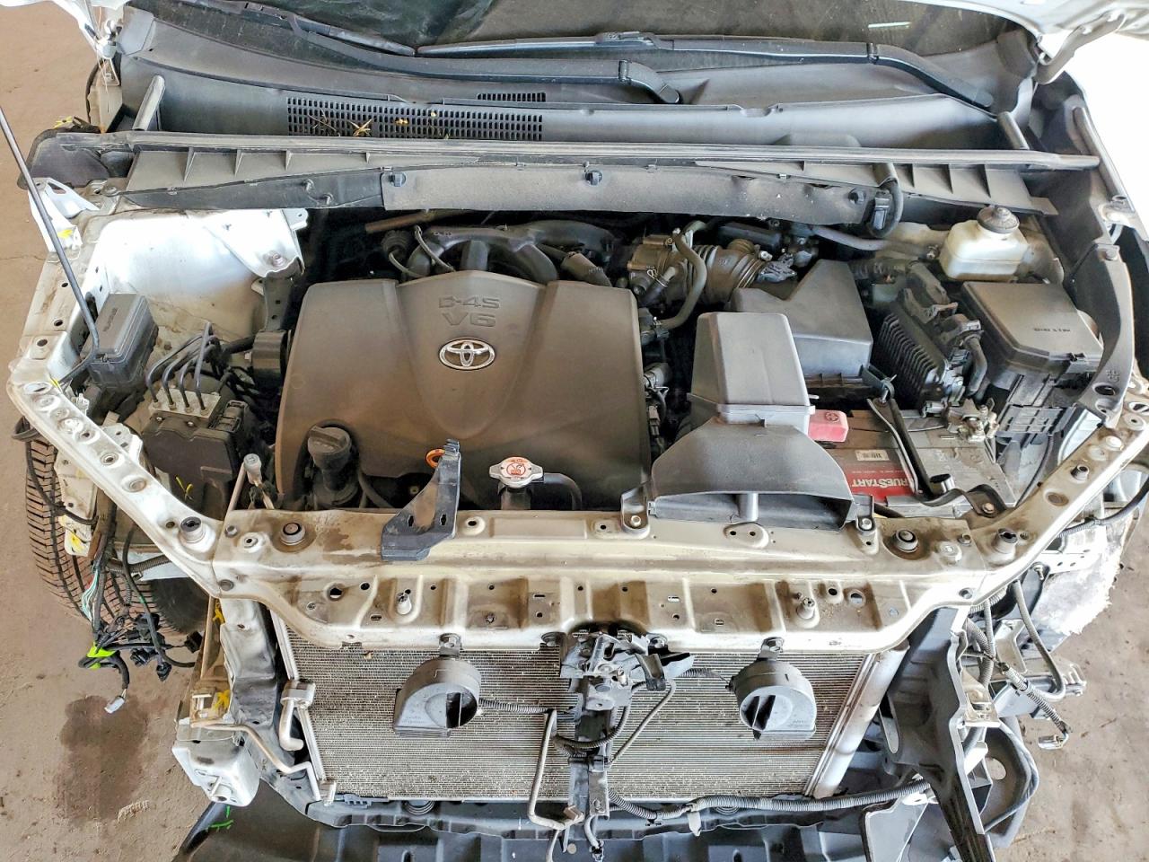 2019 TOYOTA HIGHLANDER XLE photo 23