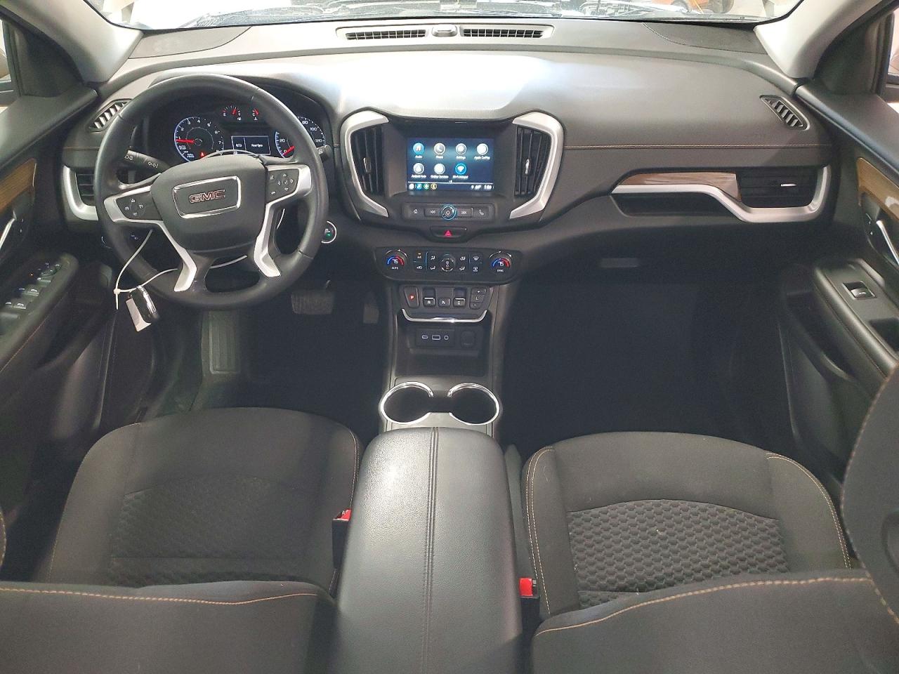 2018 GMC TERRAIN SLE photo 15
