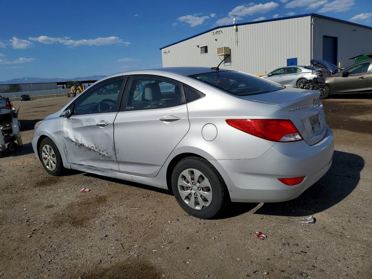 2015 HYUNDAI ACCENT GLS photo 3