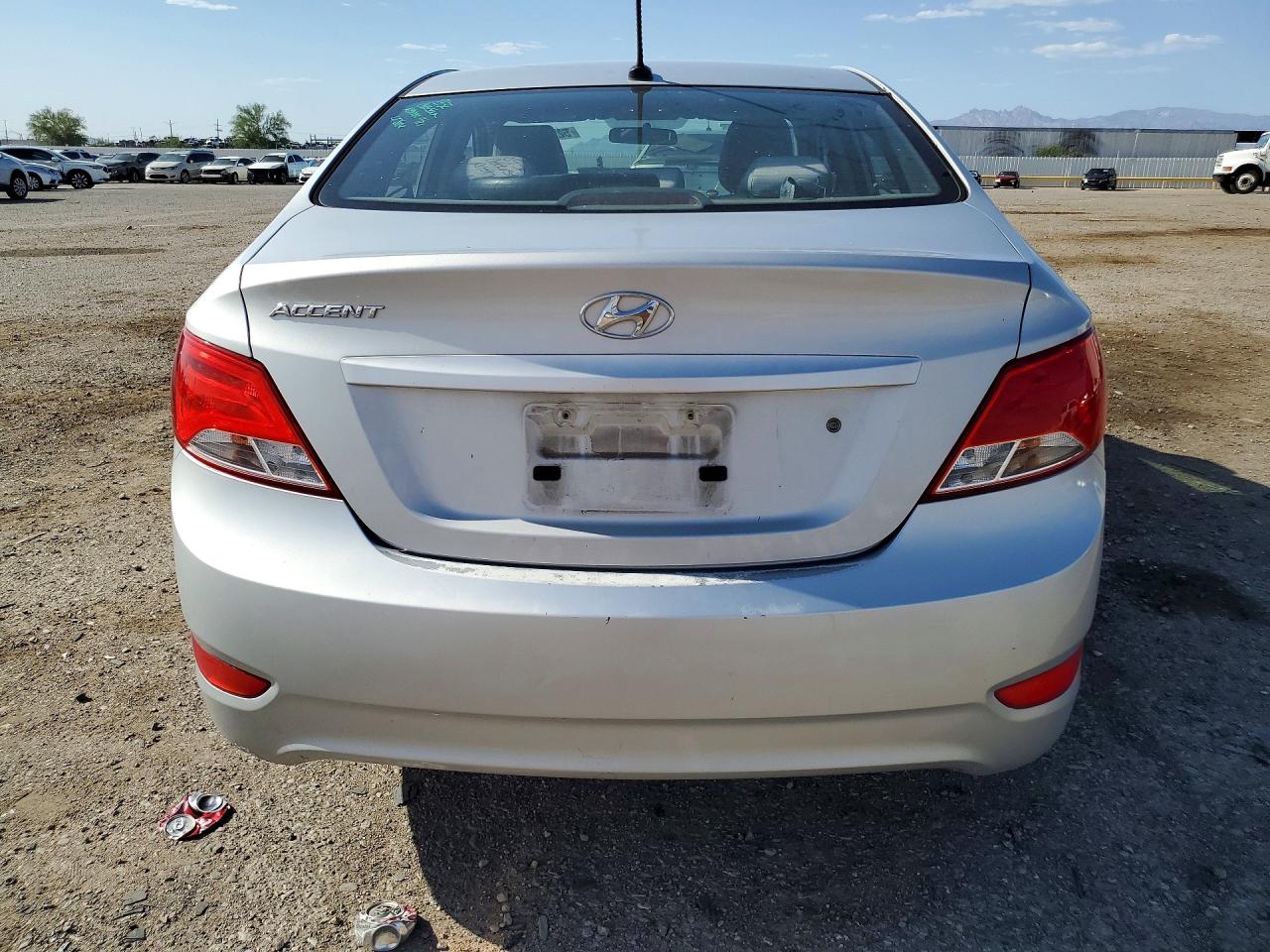 2015 HYUNDAI ACCENT GLS photo 11