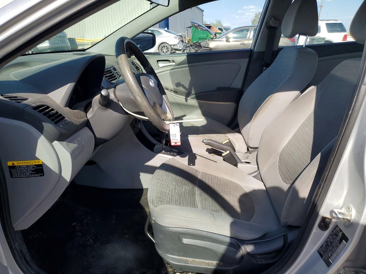 2015 HYUNDAI ACCENT GLS photo 13