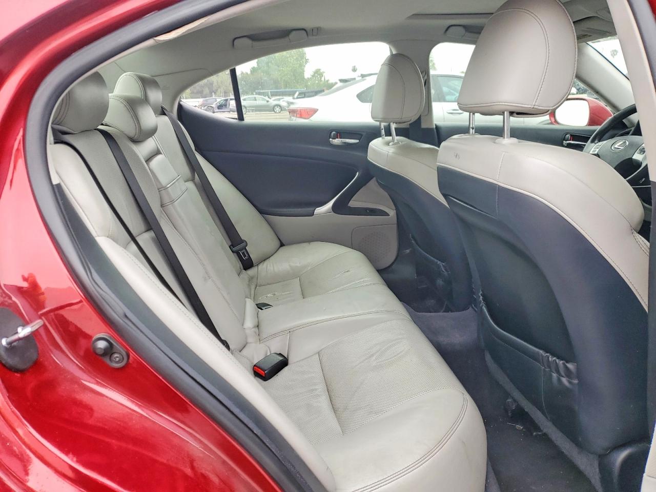 2012 LEXUS IS 250 photo 10