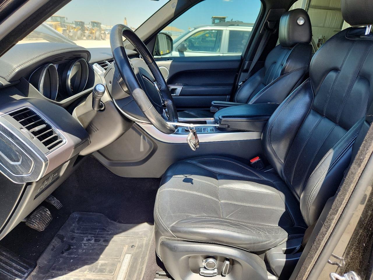 2016 LAND ROVER RANGE ROVER SPORT HSE photo 13