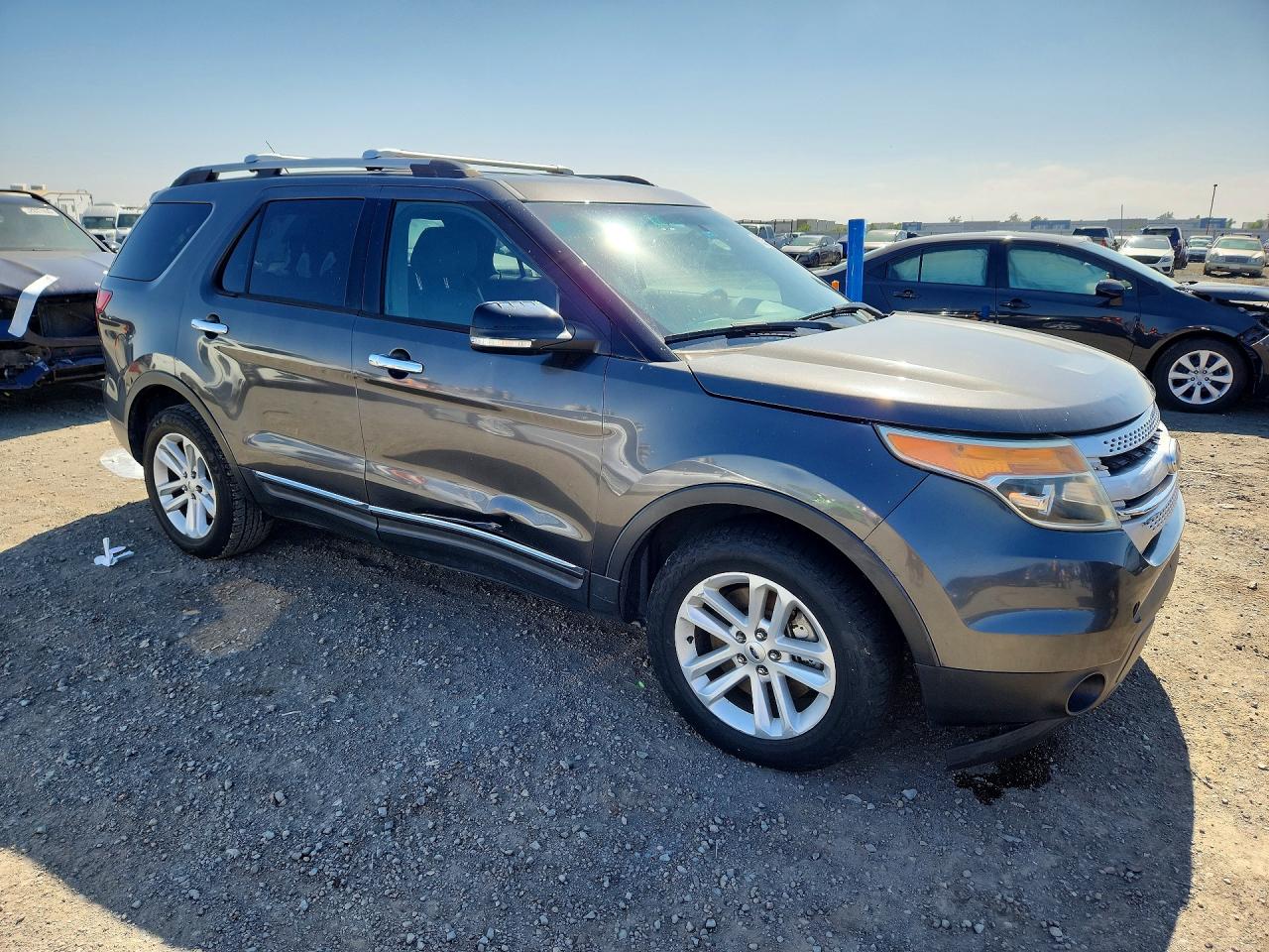 2015 FORD EXPLORER XLT photo 7