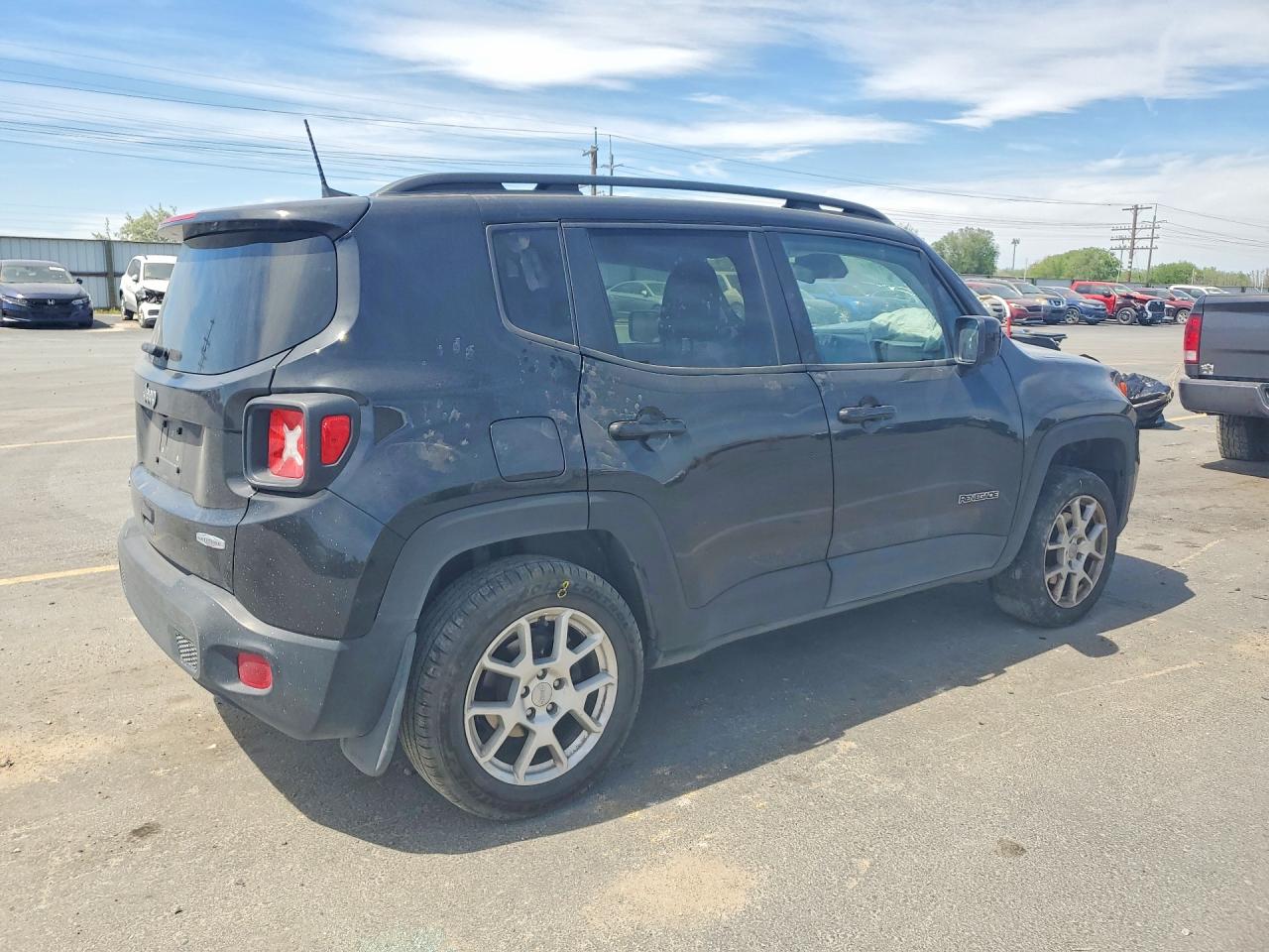 2019 JEEP RENEGADE LATITUDE photo 5