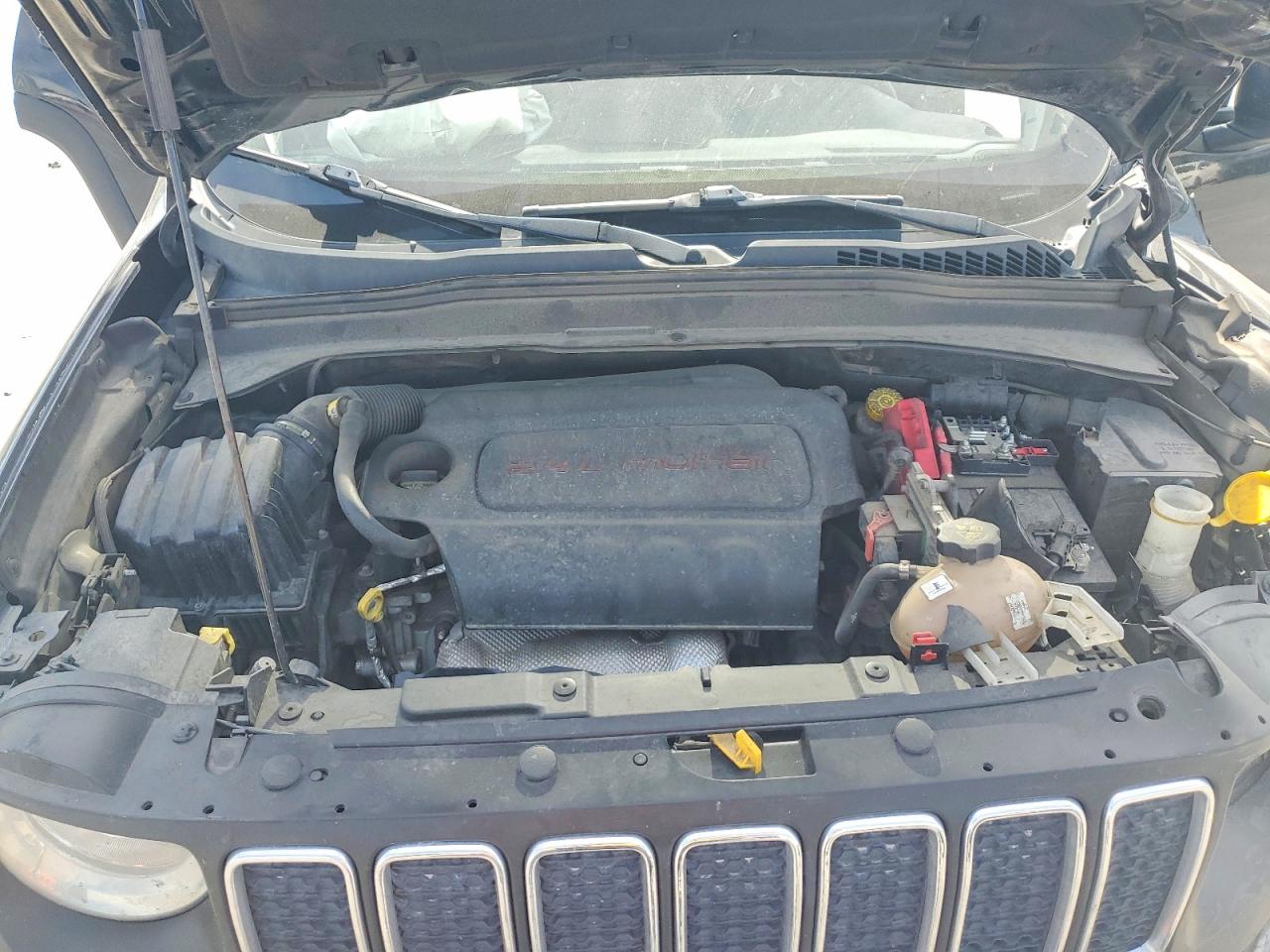 2019 JEEP RENEGADE LATITUDE photo 23