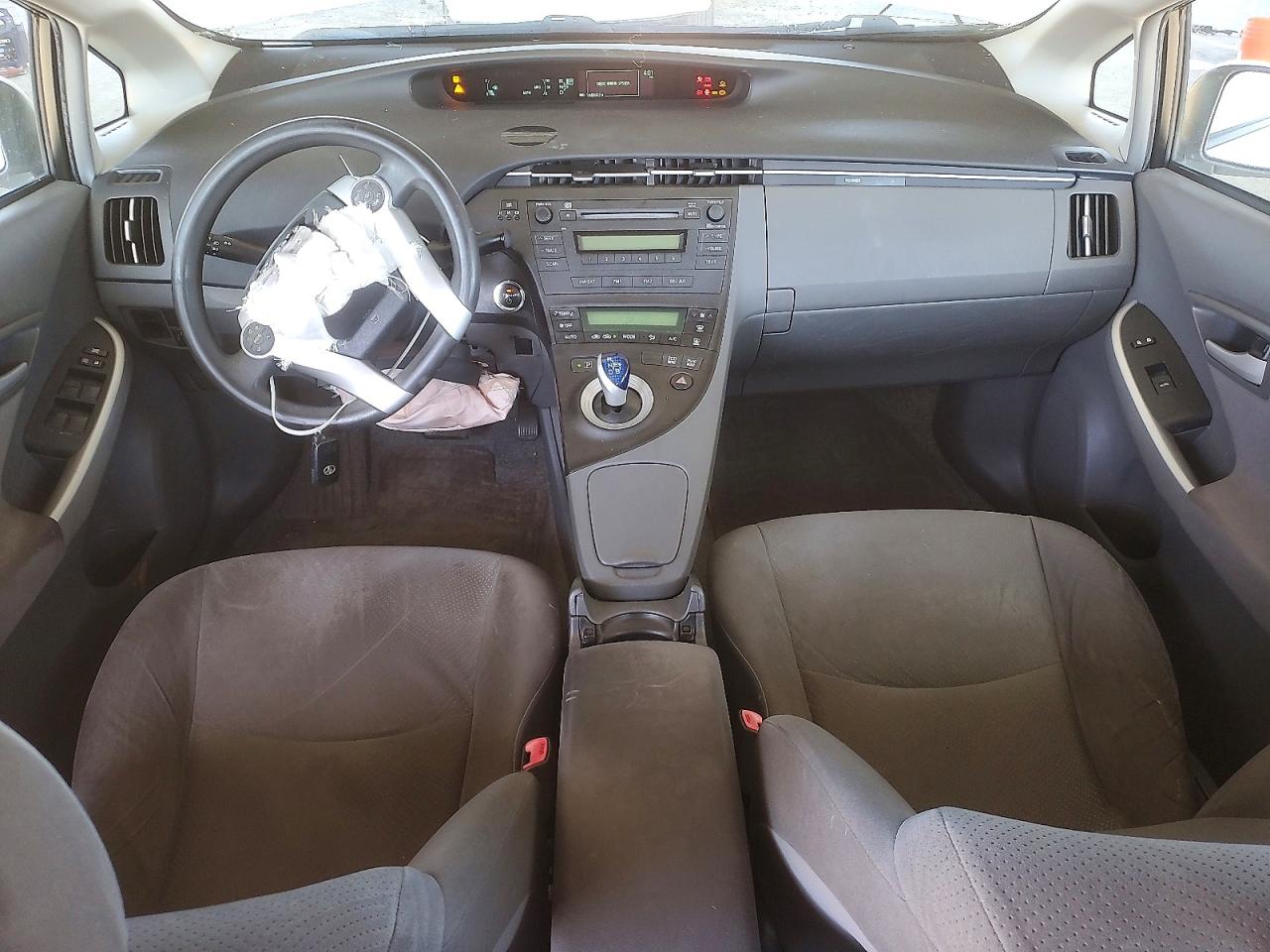 2011 TOYOTA PRIUS ONE photo 22