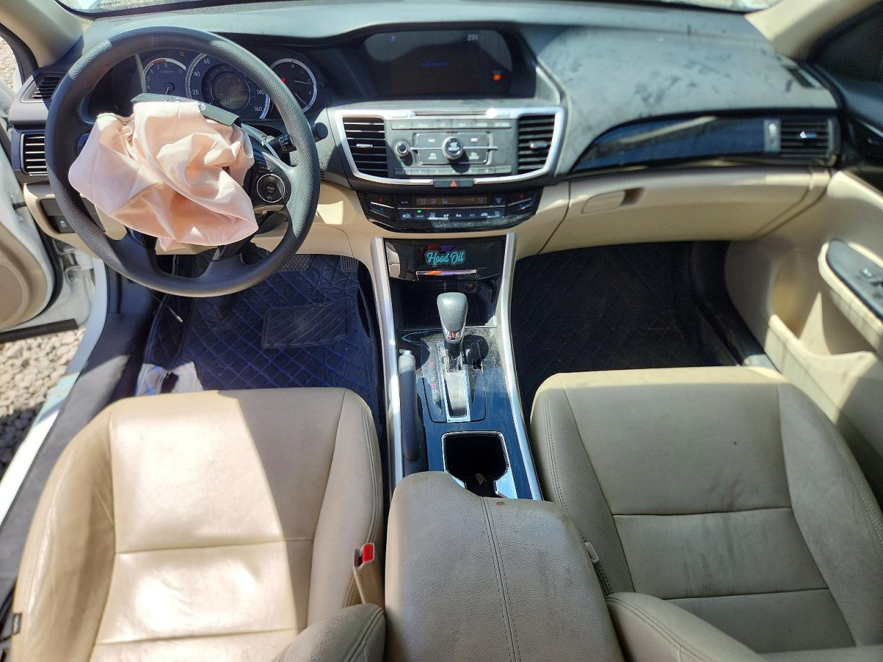 2016 HONDA ACCORD LX photo 15