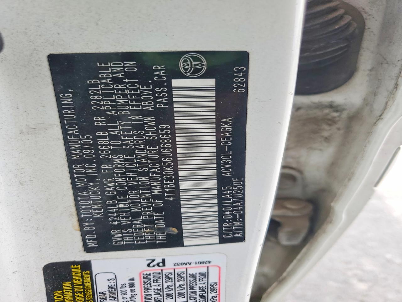 2006 TOYOTA CAMRY XLE photo 23