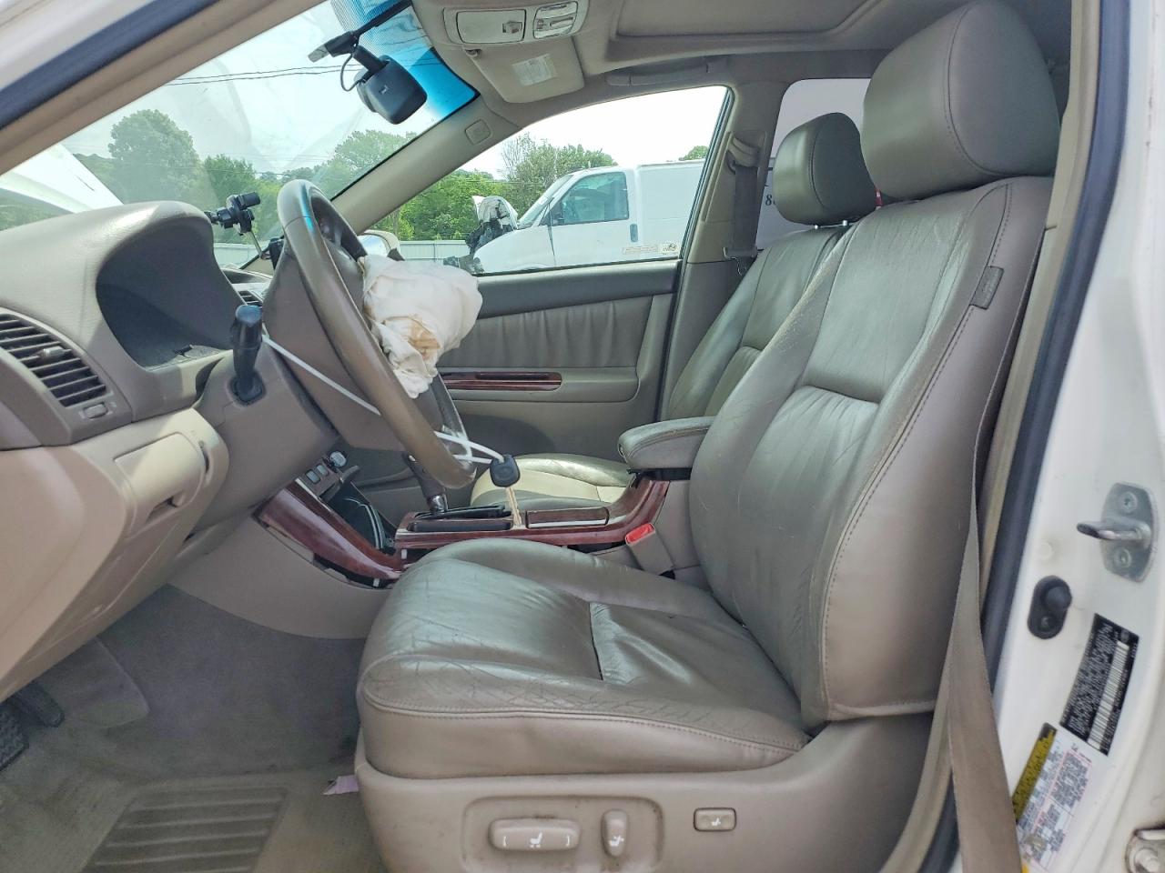 2006 TOYOTA CAMRY XLE photo 13