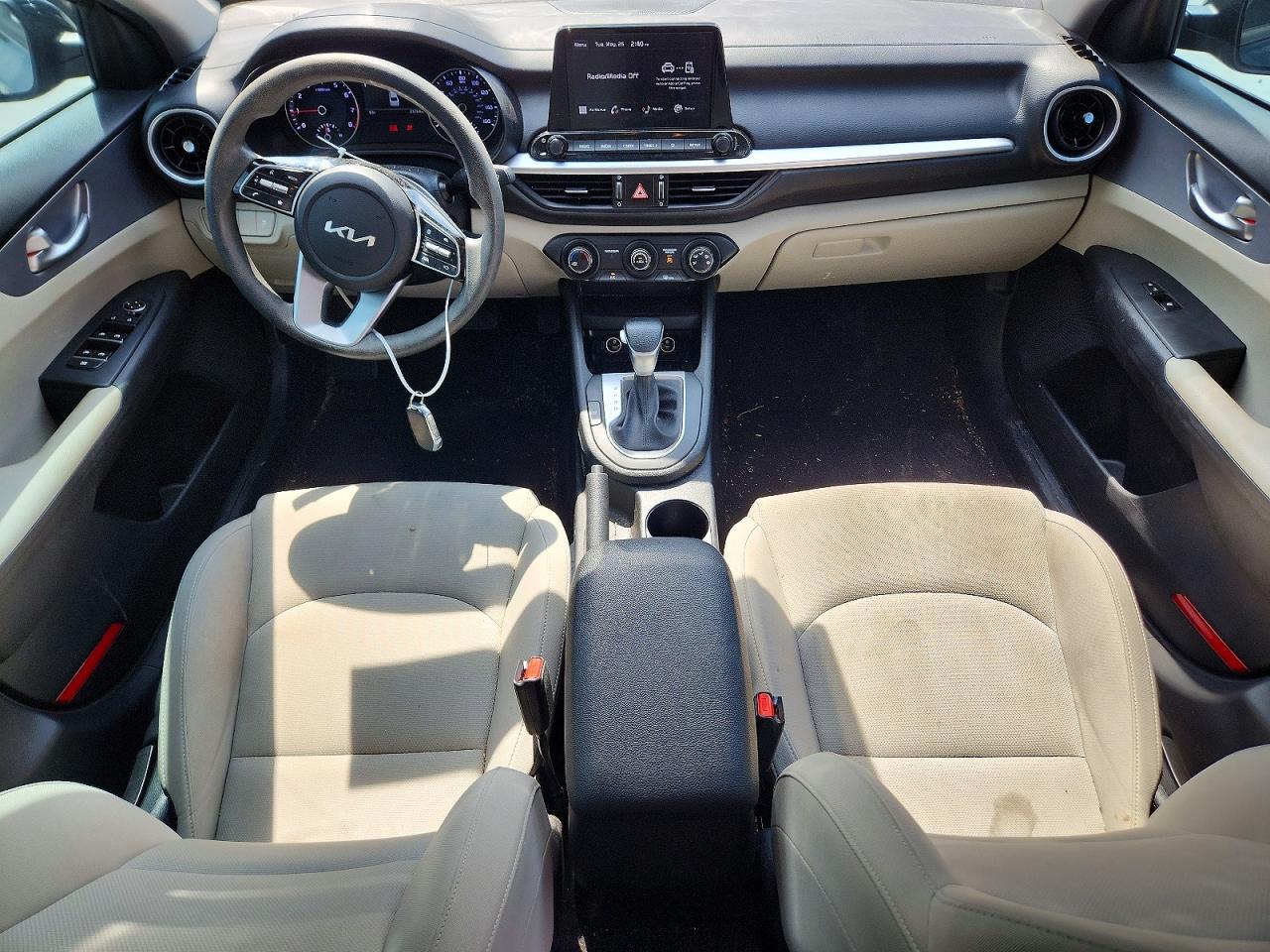 2023 KIA FORTE LXS photo 8