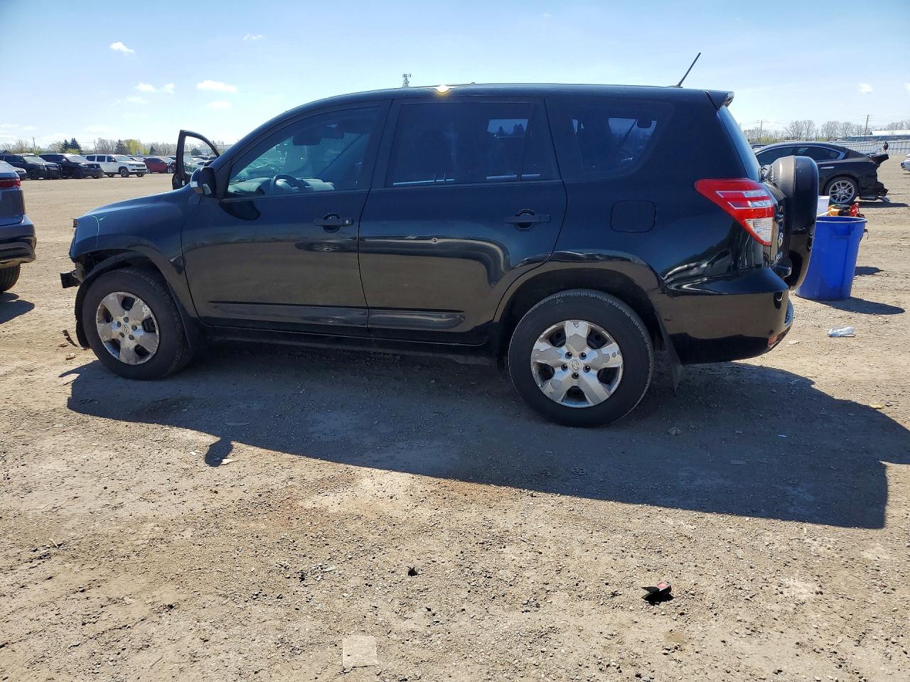 2012 TOYOTA RAV4 BASE photo 4
