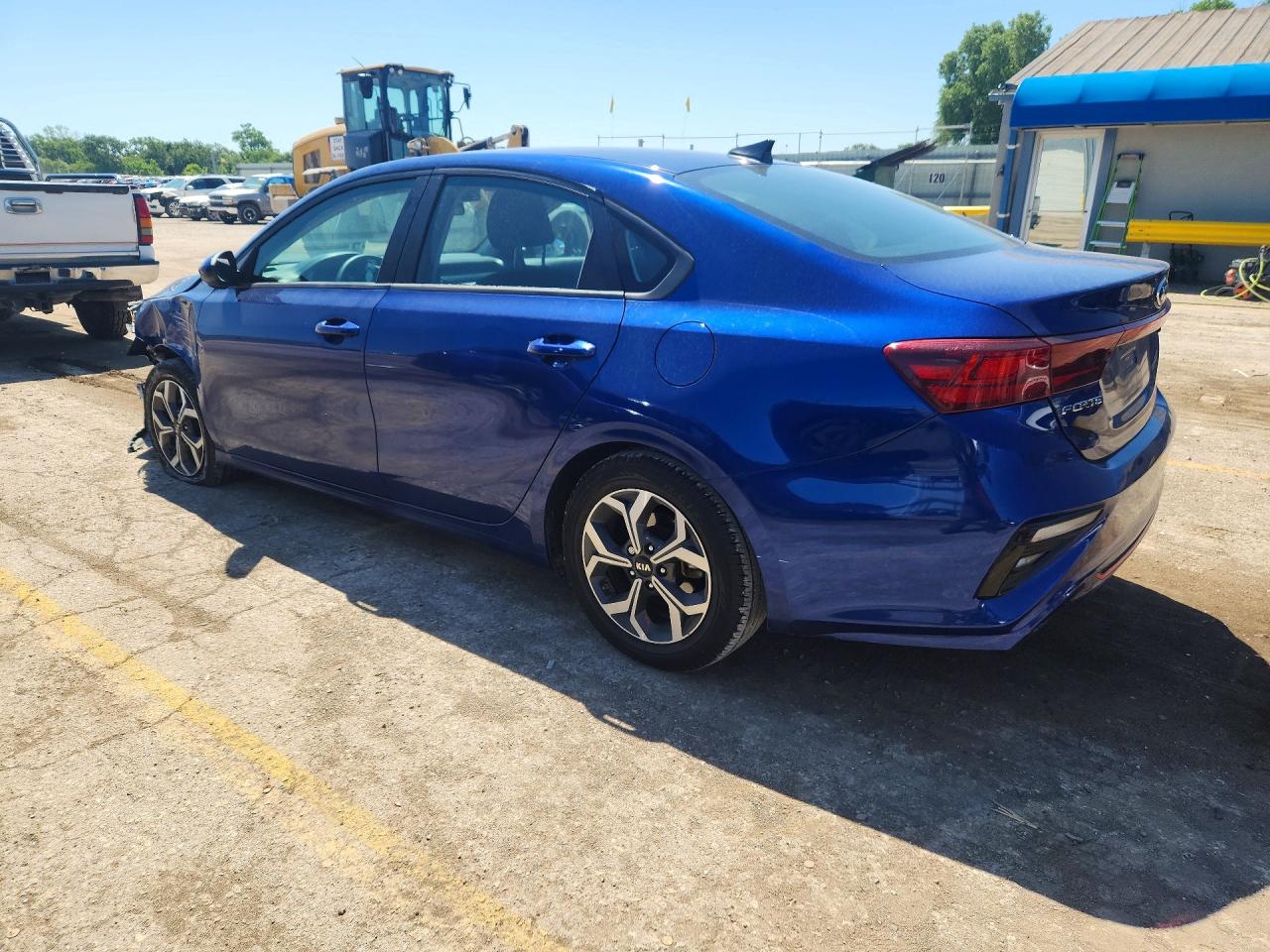 2021 KIA FORTE LXS photo 2