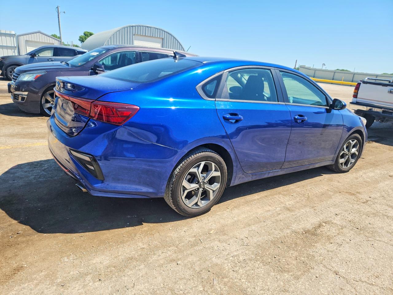 2021 KIA FORTE LXS photo 3