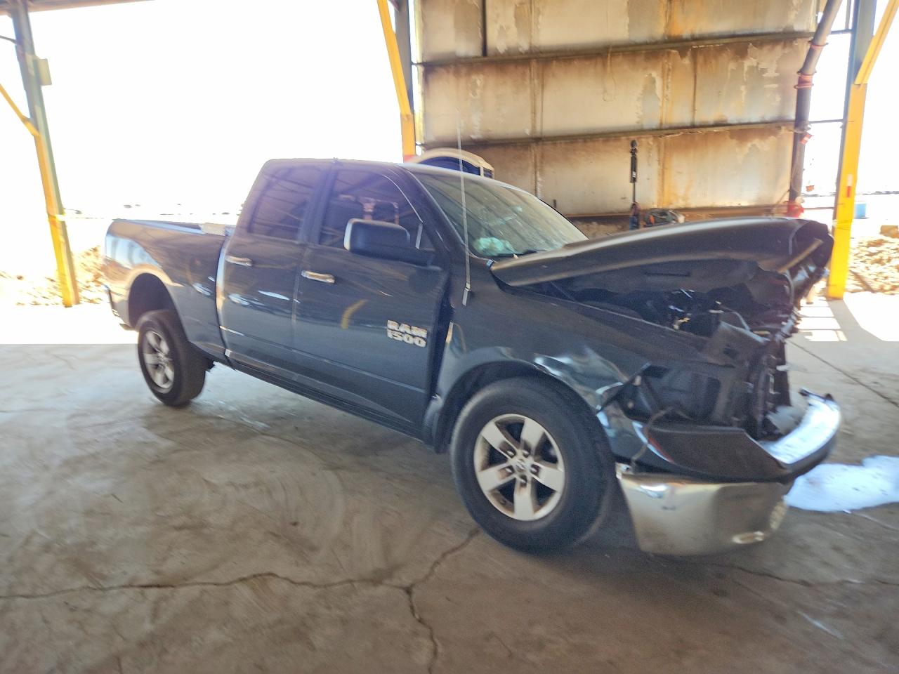 2016 RAM 1500 SLT photo 7