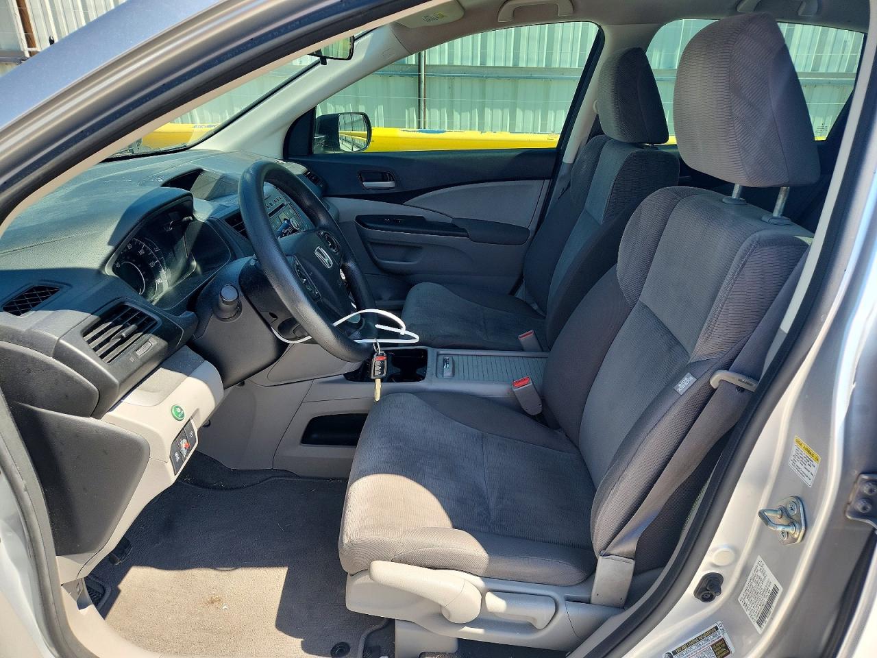 2014 HONDA CR-V LX photo 19