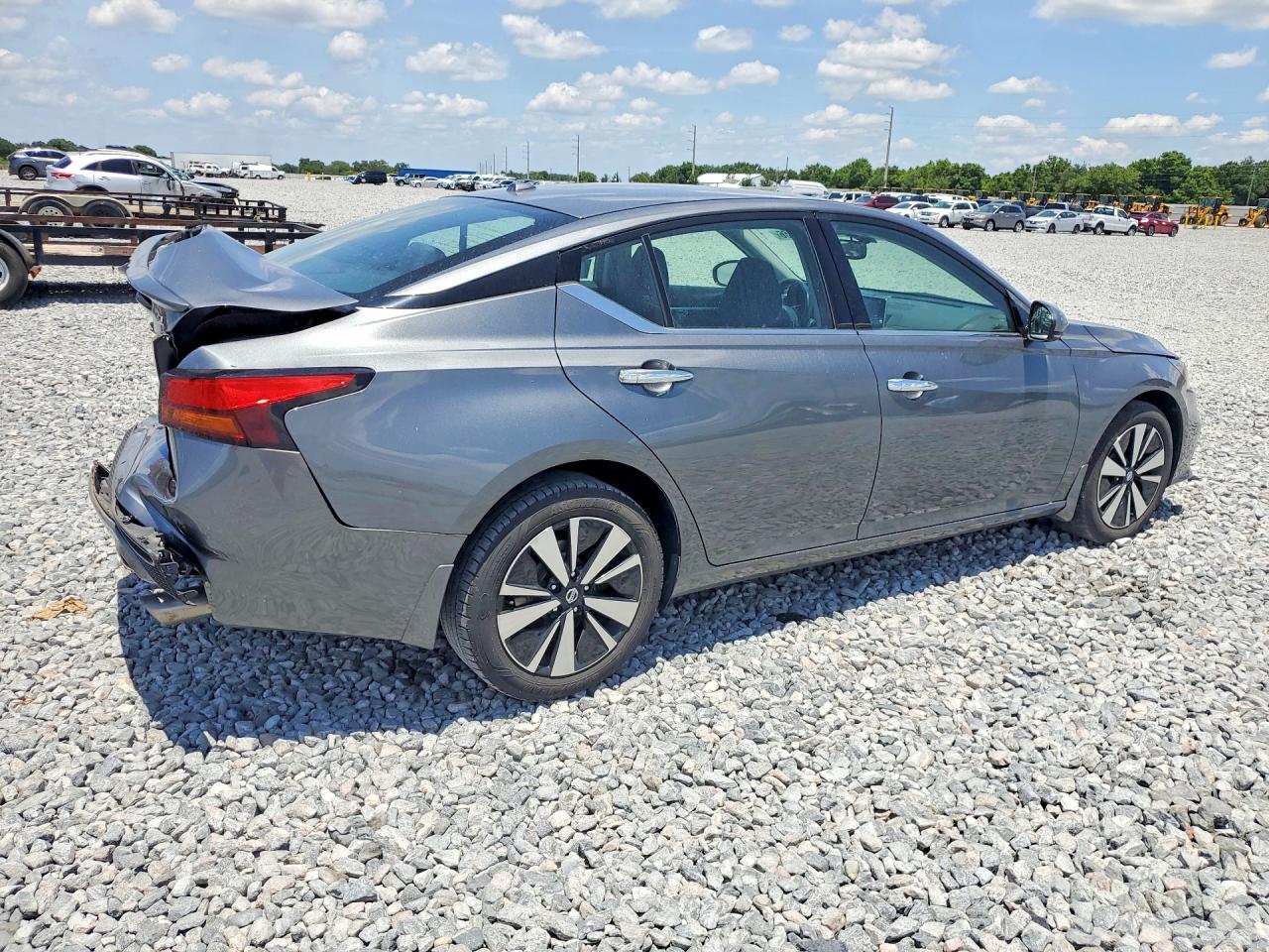 2019 NISSAN ALTIMA SL photo 7