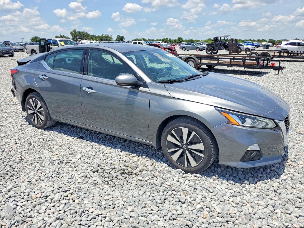 2019 NISSAN ALTIMA SL photo 10
