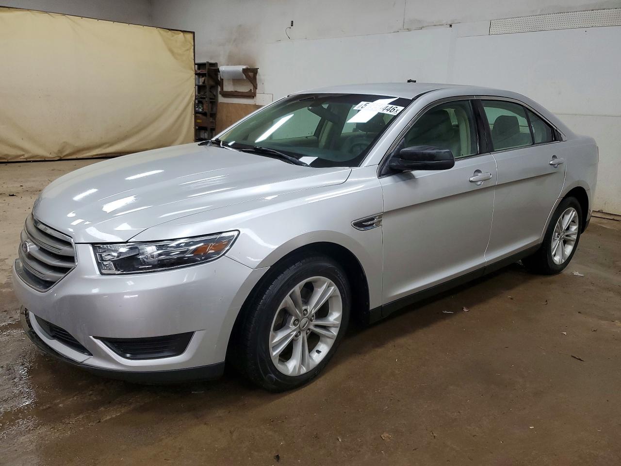 2015 FORD TAURUS