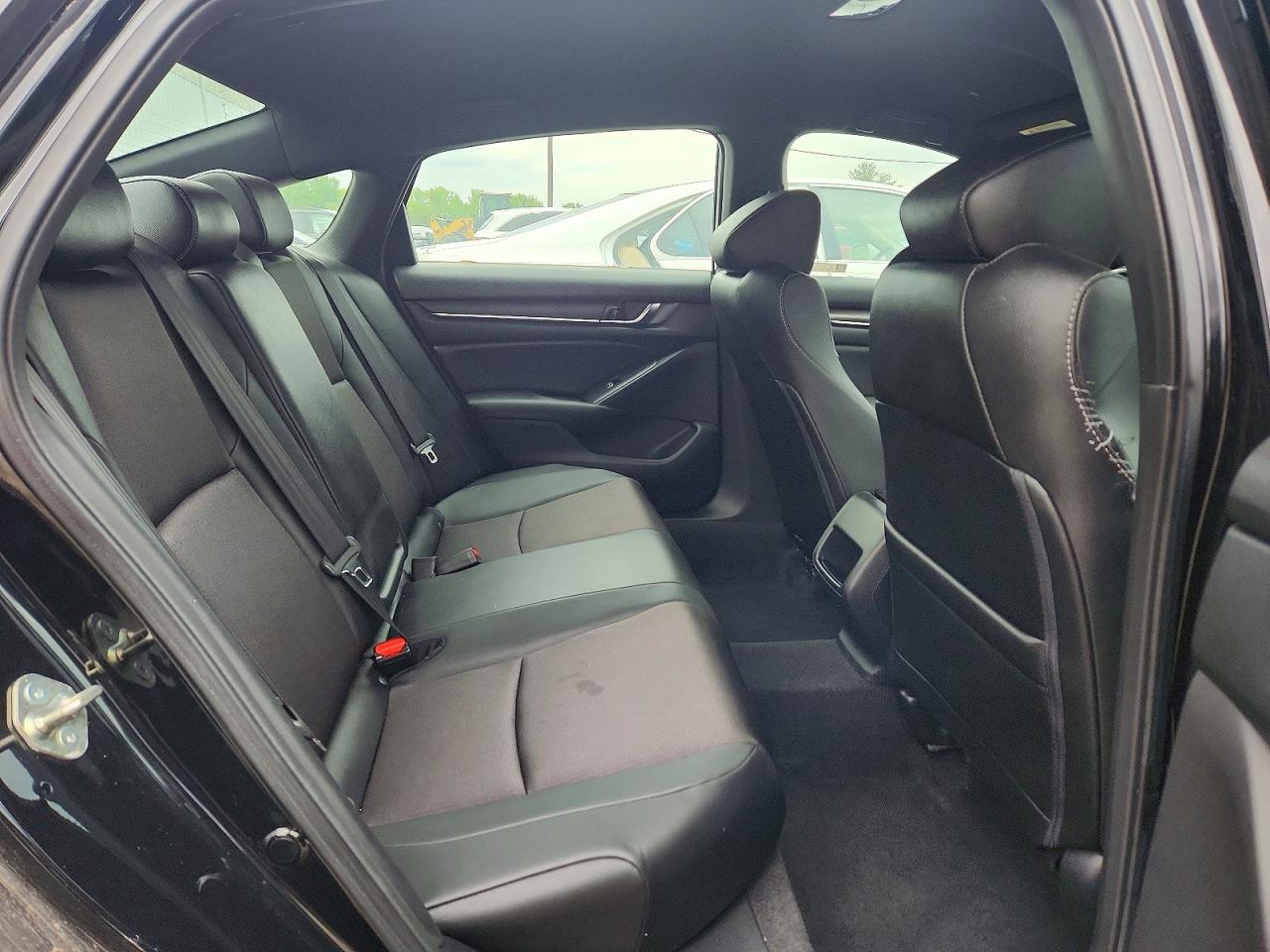 2020 HONDA ACCORD SPORT photo 19