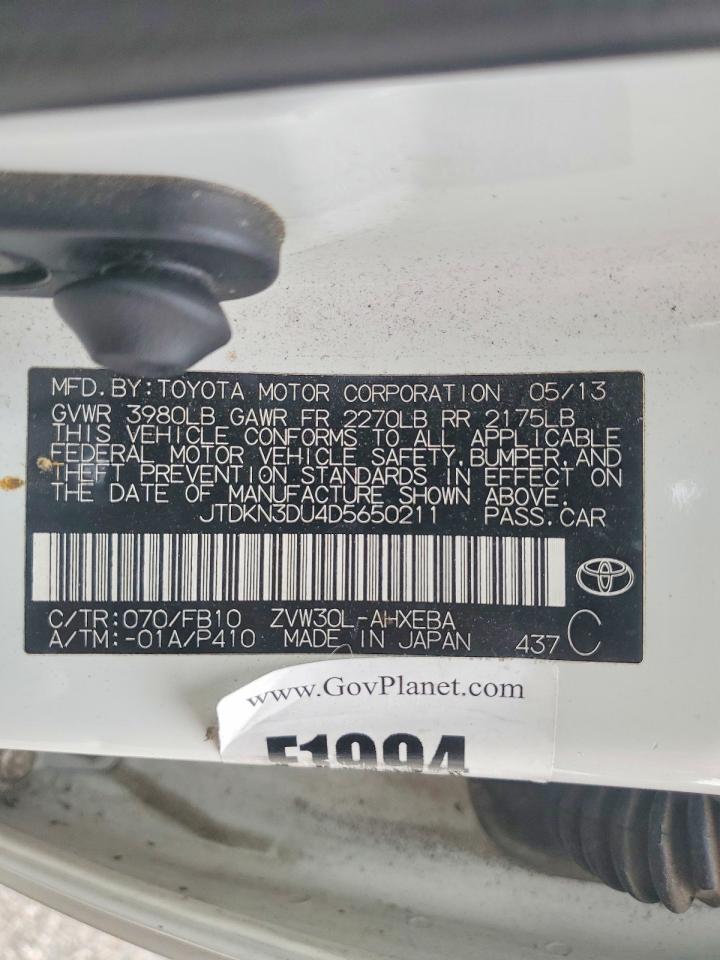 2013 TOYOTA PRIUS TWO photo 34