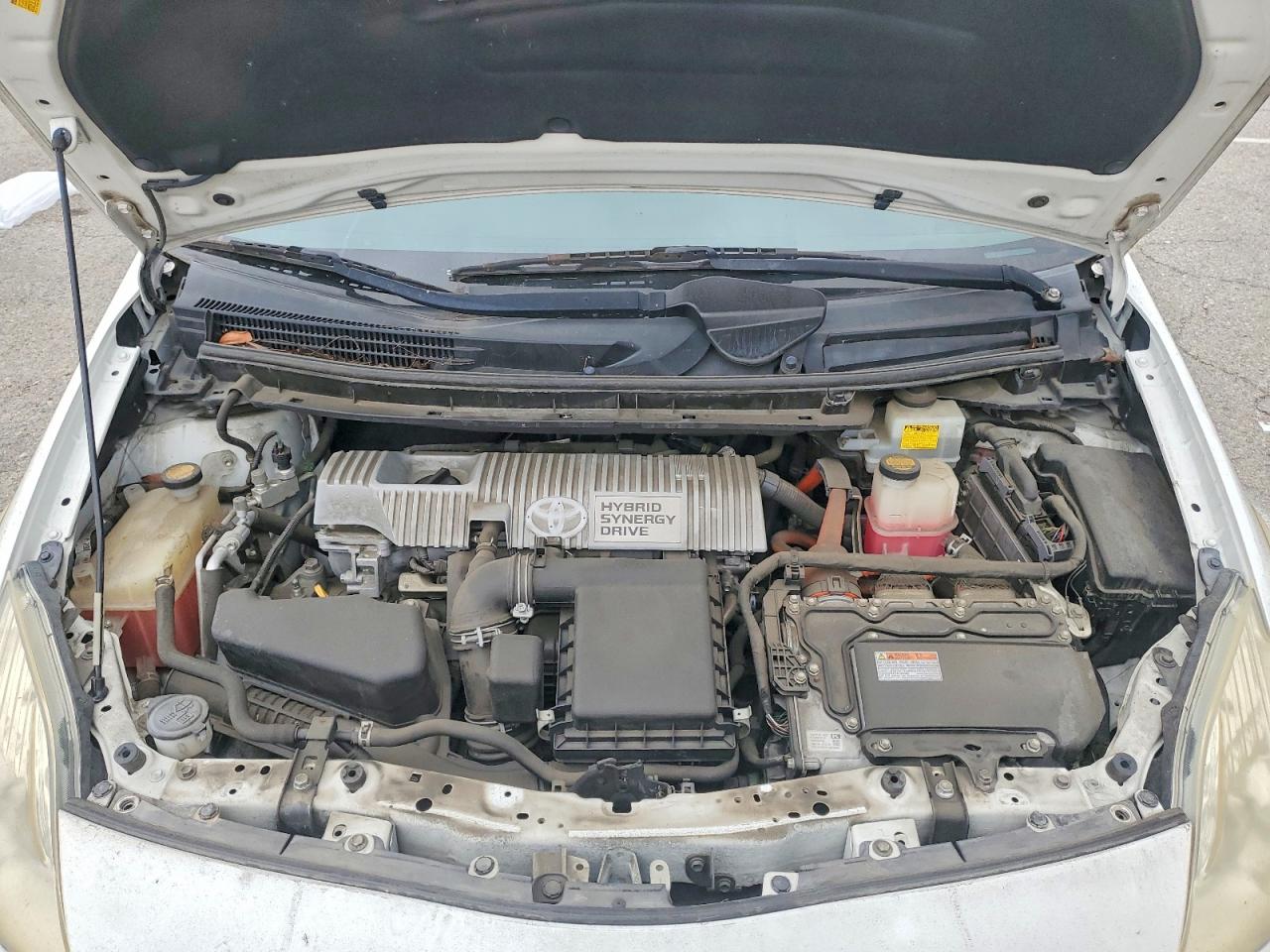 2013 TOYOTA PRIUS TWO photo 31