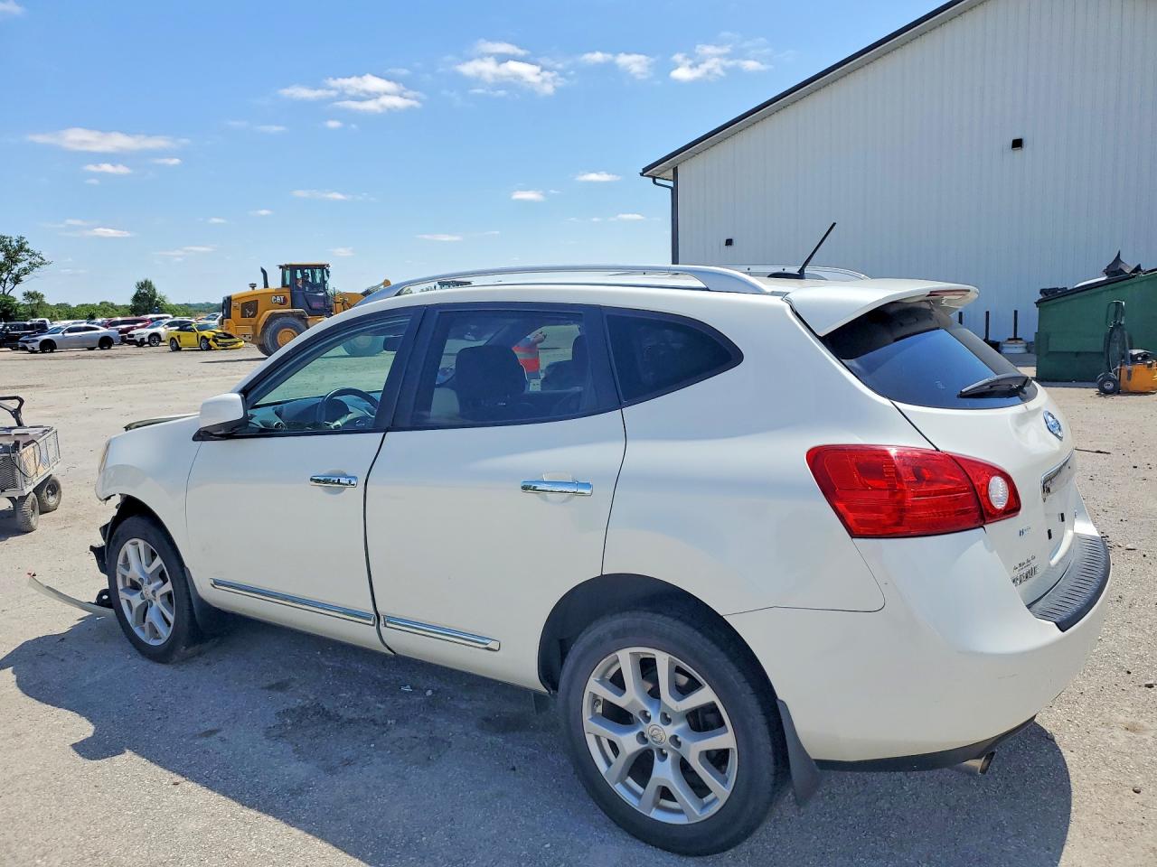 2013 NISSAN ROGUE S photo 3