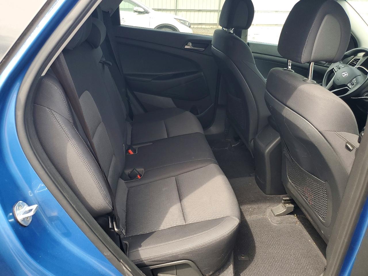 2018 HYUNDAI TUCSON SE photo 21