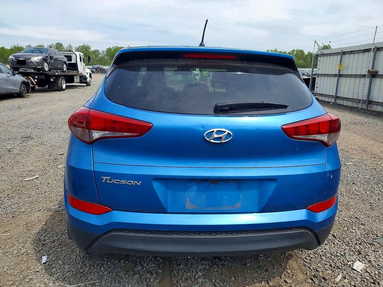 2018 HYUNDAI TUCSON SE photo 11