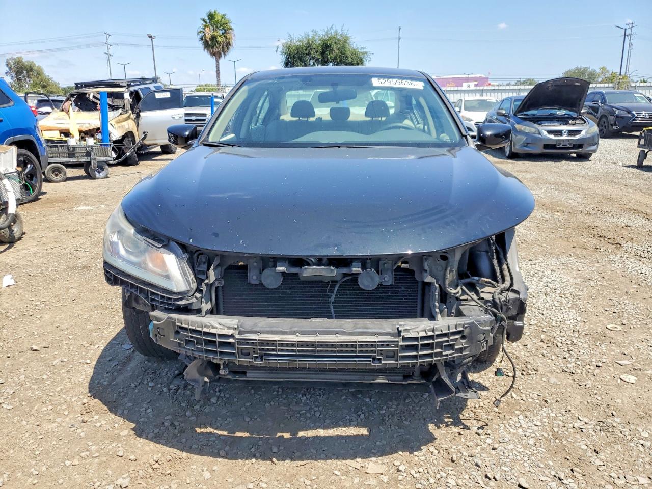 2017 HONDA ACCORD LX photo 9