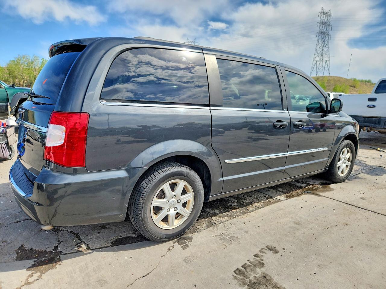 2012 CHRYSLER TOWN & COUNTRY TOURING photo 7
