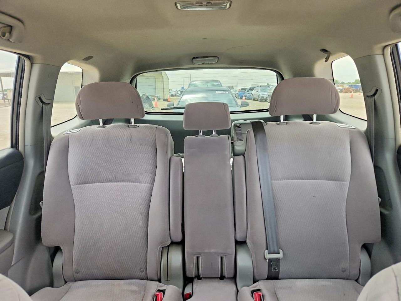 2008 TOYOTA HIGHLANDER BASE photo 19