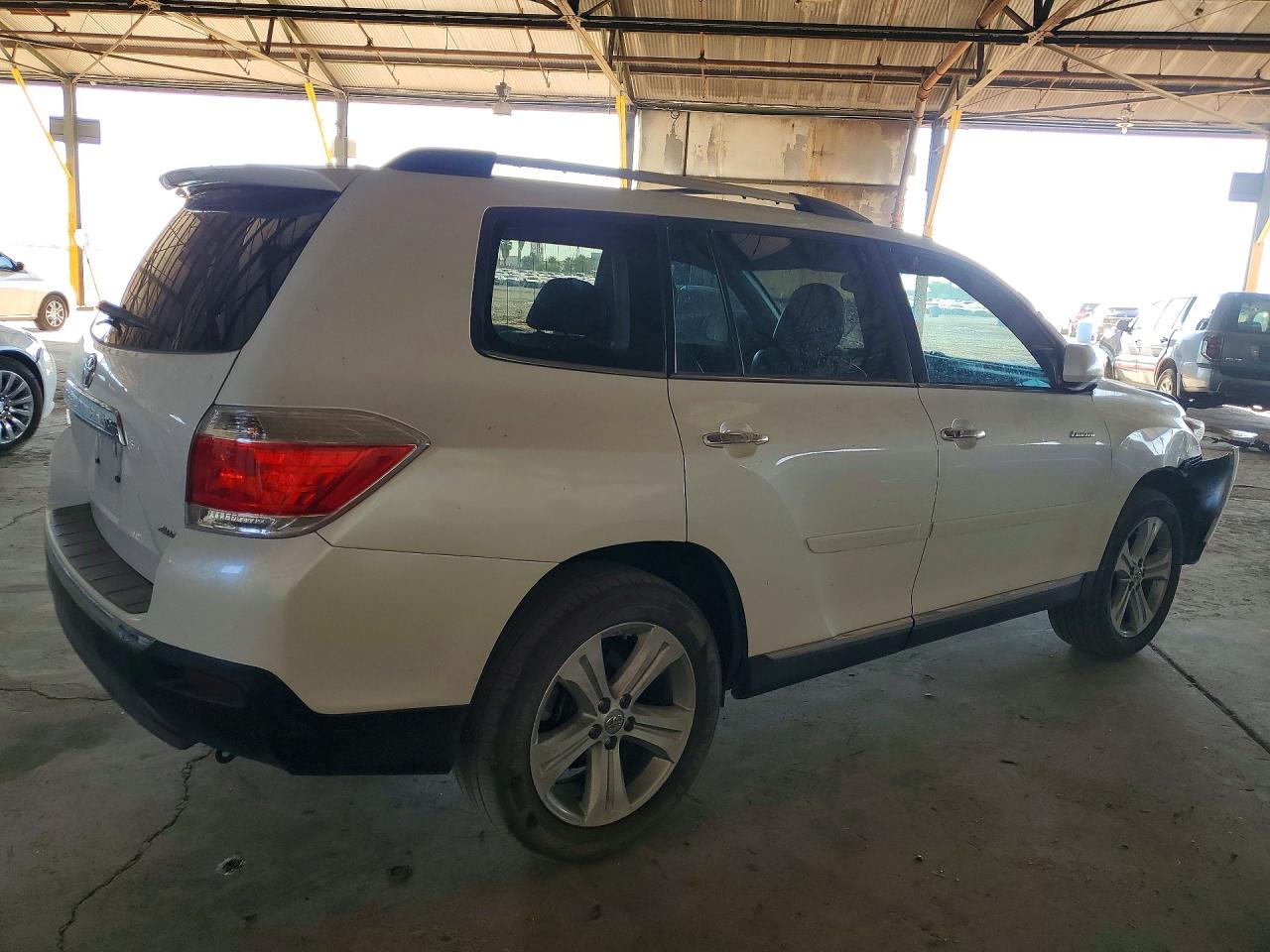 2013 TOYOTA HIGHLANDER LIMITED photo 5