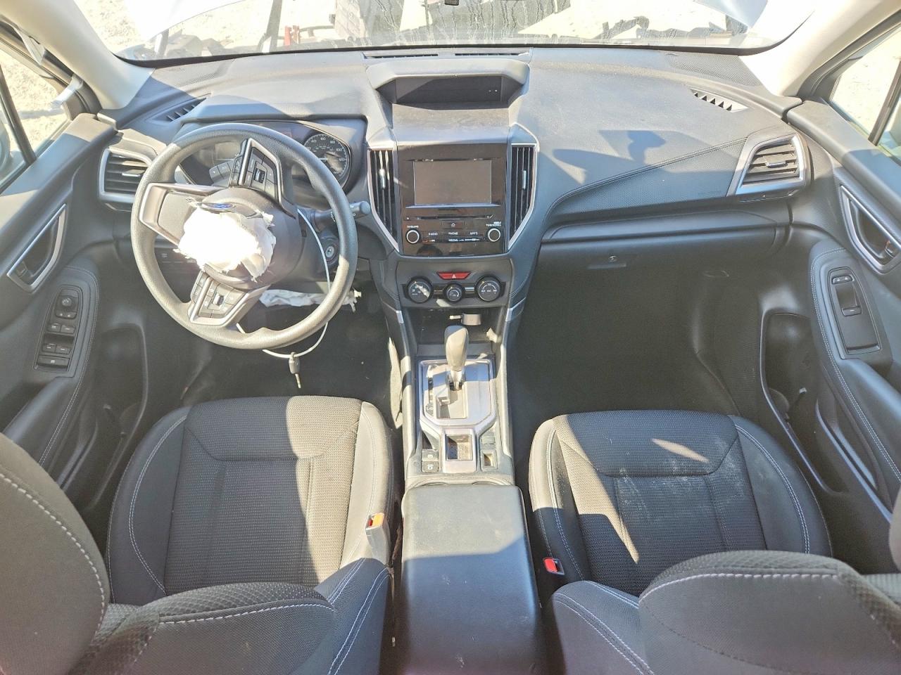 2021 SUBARU FORESTER photo 22