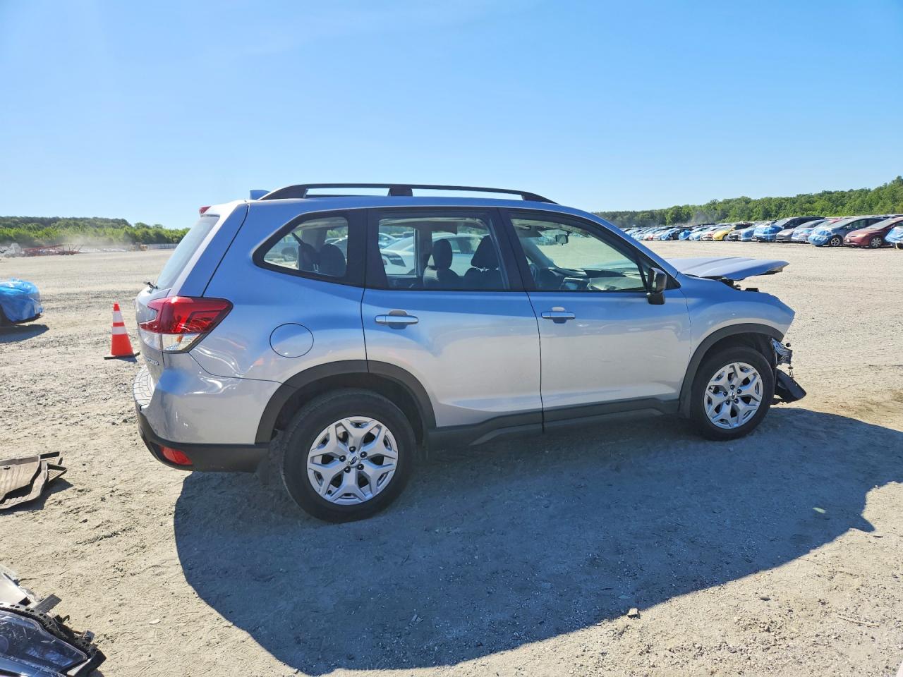 2021 SUBARU FORESTER photo 7