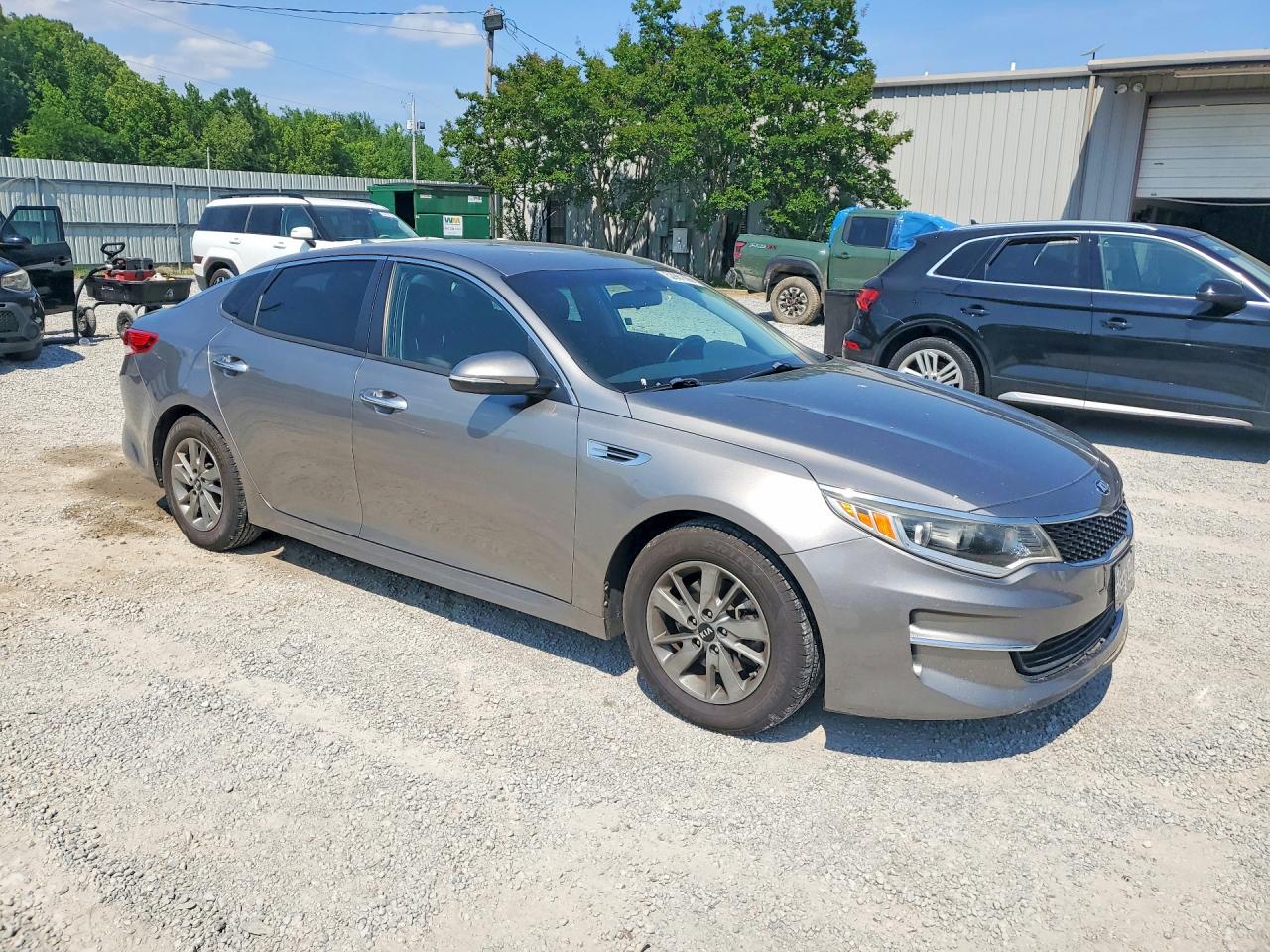 2018 KIA OPTIMA LX photo 4