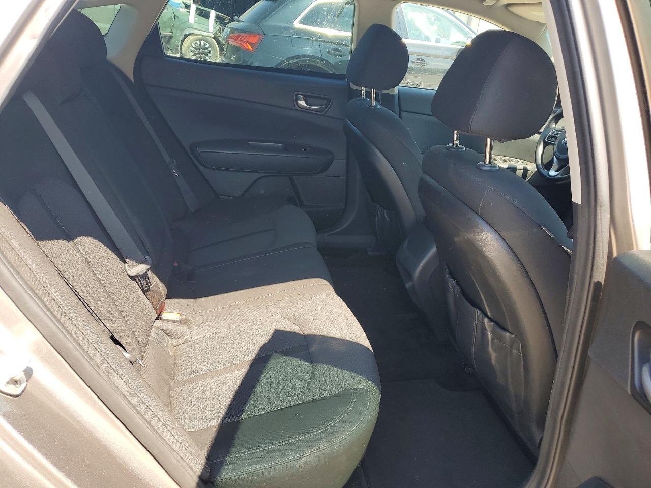 2018 KIA OPTIMA LX photo 10