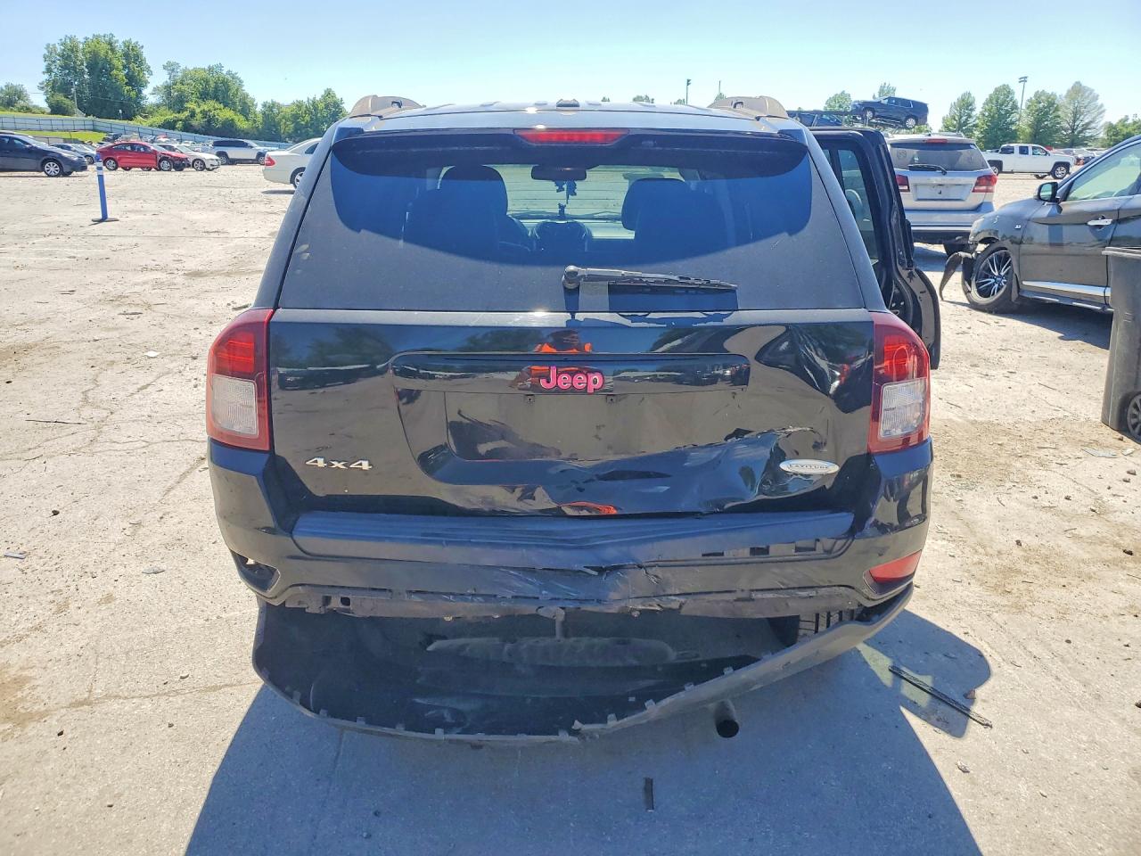 2016 JEEP COMPASS LATITUDE photo 11