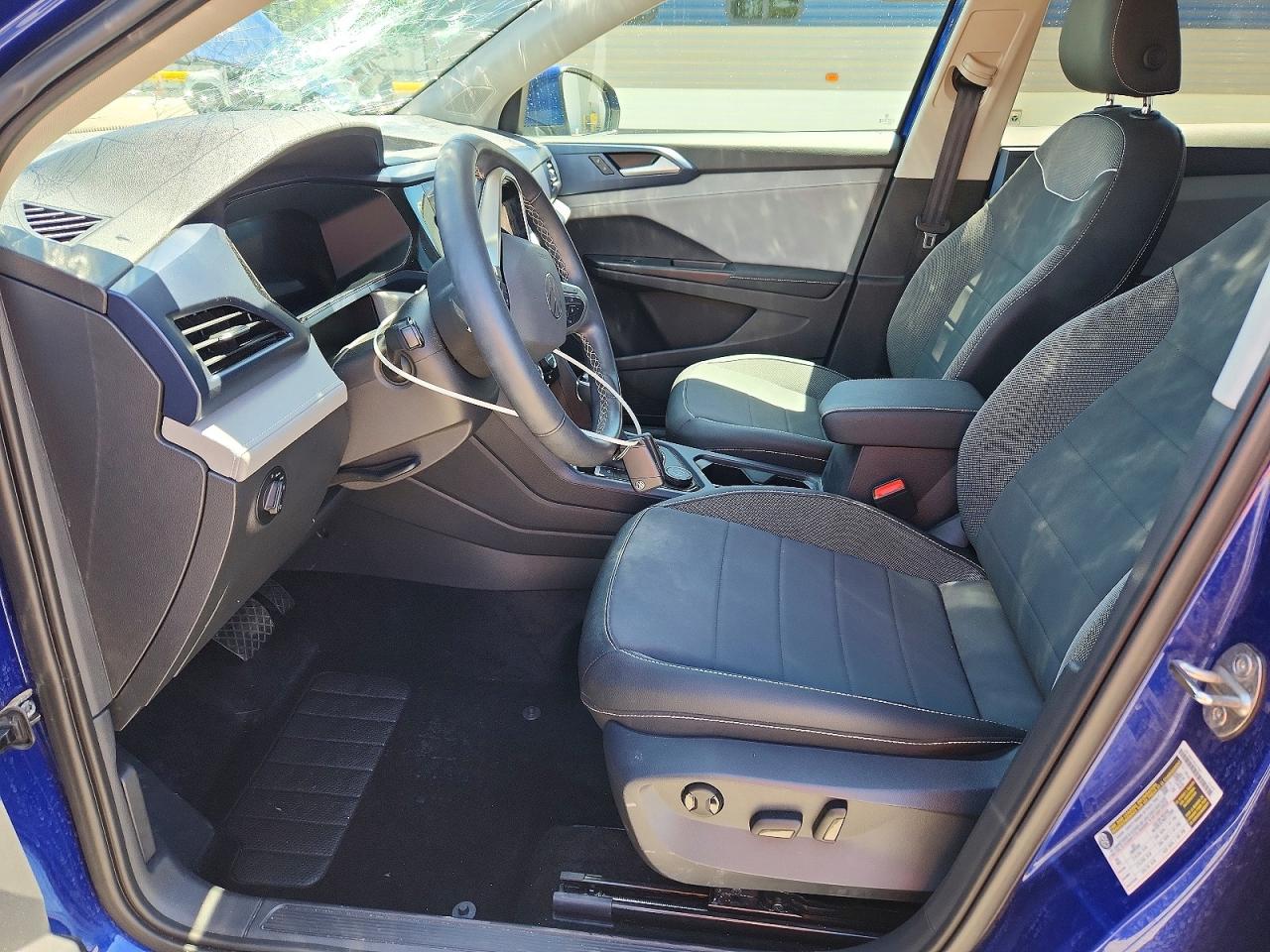 2024 VOLKSWAGEN TAOS SE photo 19