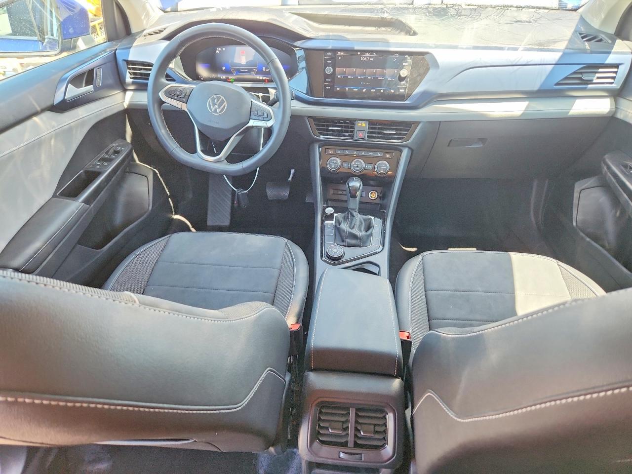 2024 VOLKSWAGEN TAOS SE photo 22