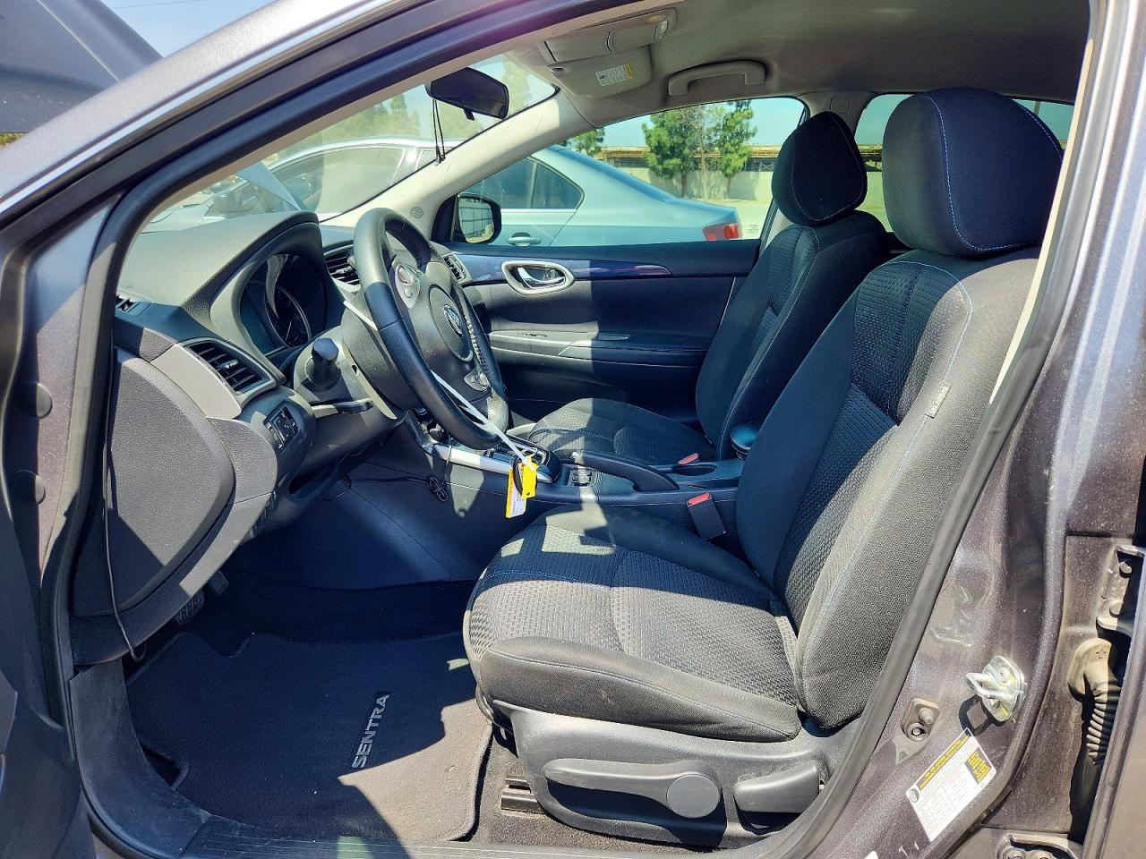 2019 NISSAN SENTRA SR photo 13